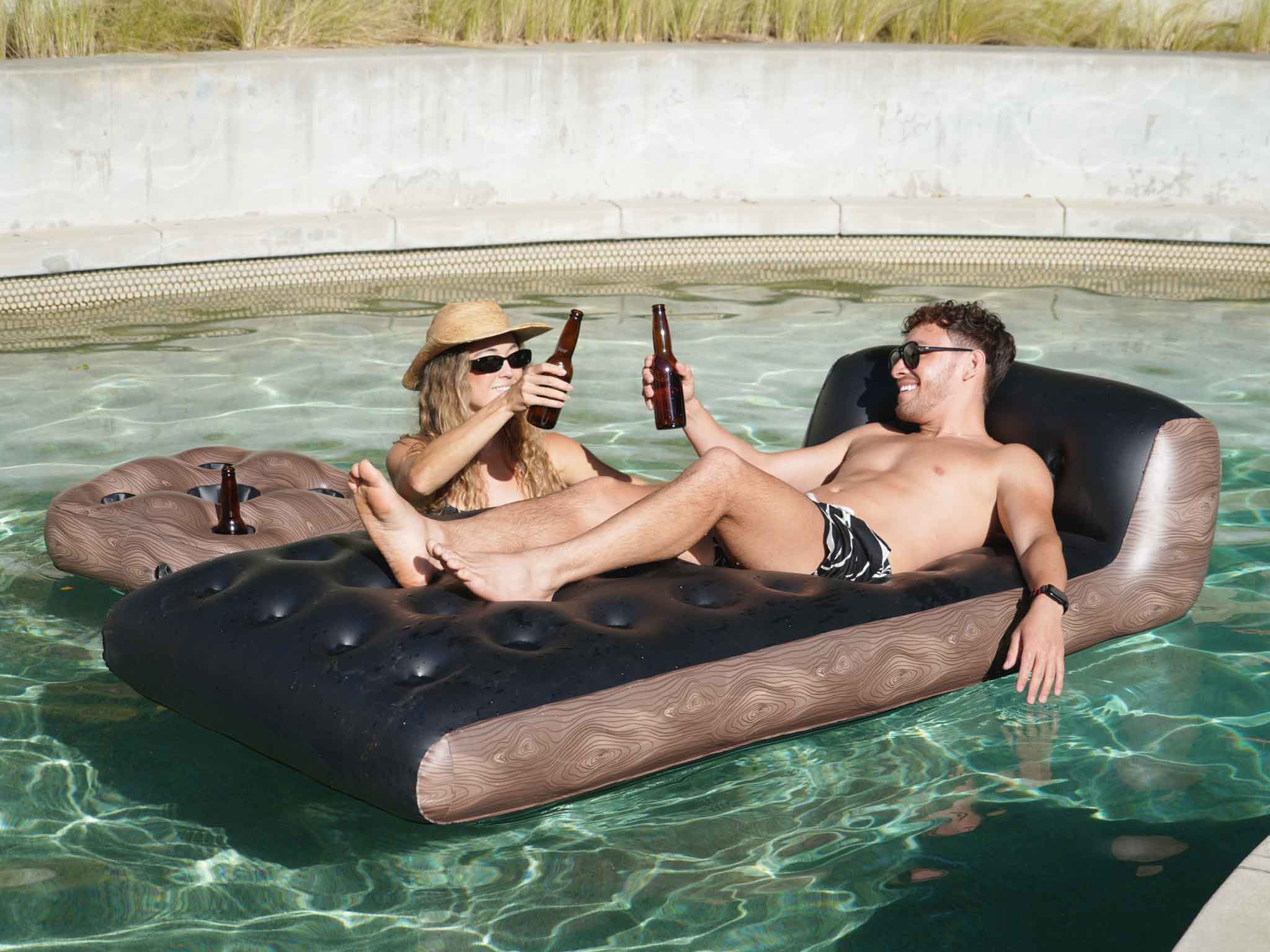 Executive Lounger & Bar